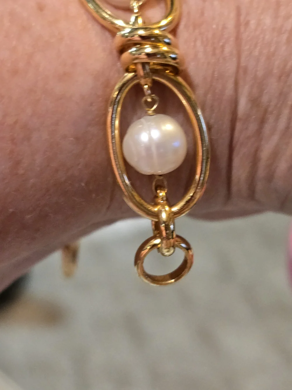 Italian Bronze 18kt Gold Plated Pearl Link Bracelet - Classic Women Jewelry 7.5